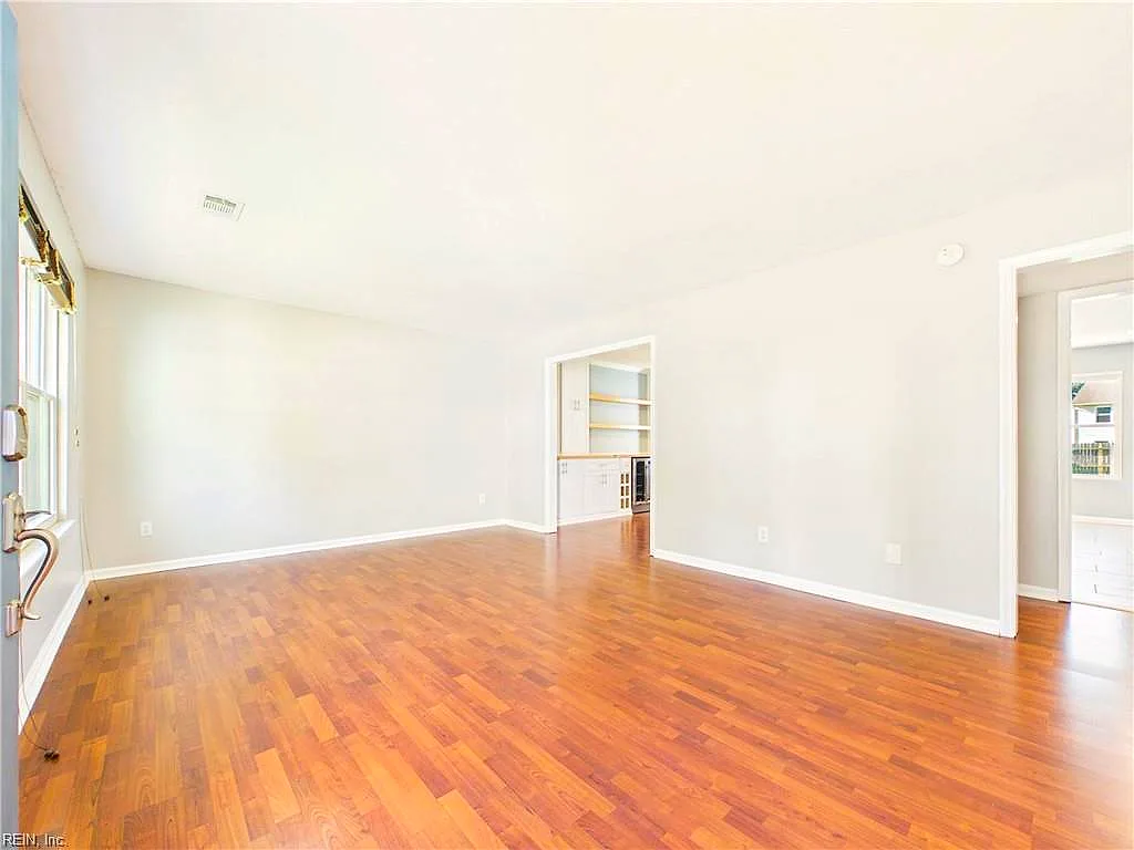 1845 Finsbury Ln, Virginia Beach — photo