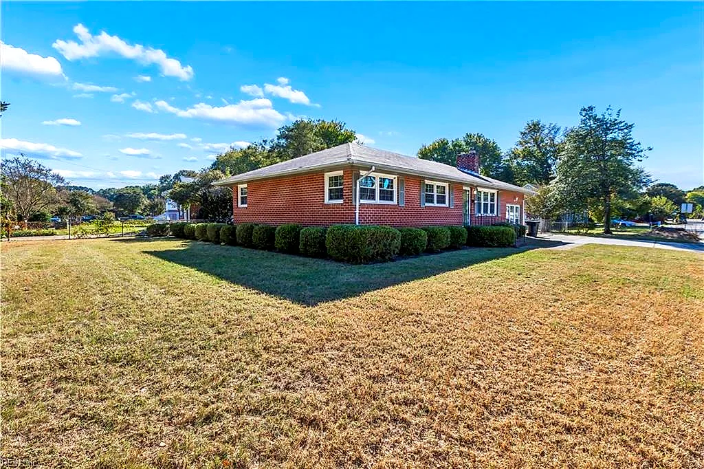 819 Sharpley Ave, Hampton — photo