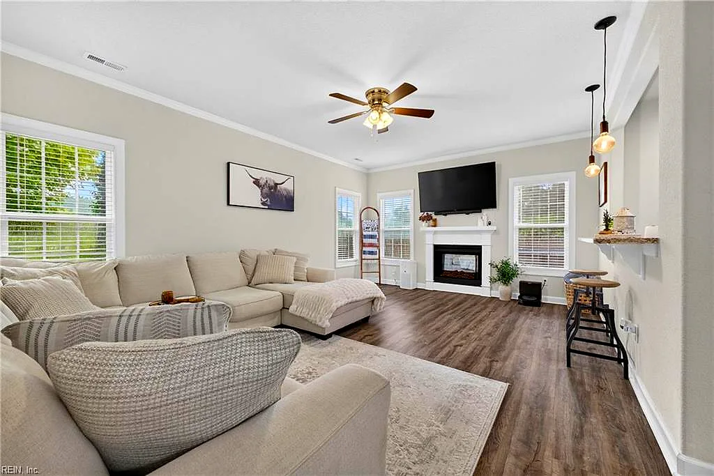 1108 Shell Rd, Chesapeake — photo