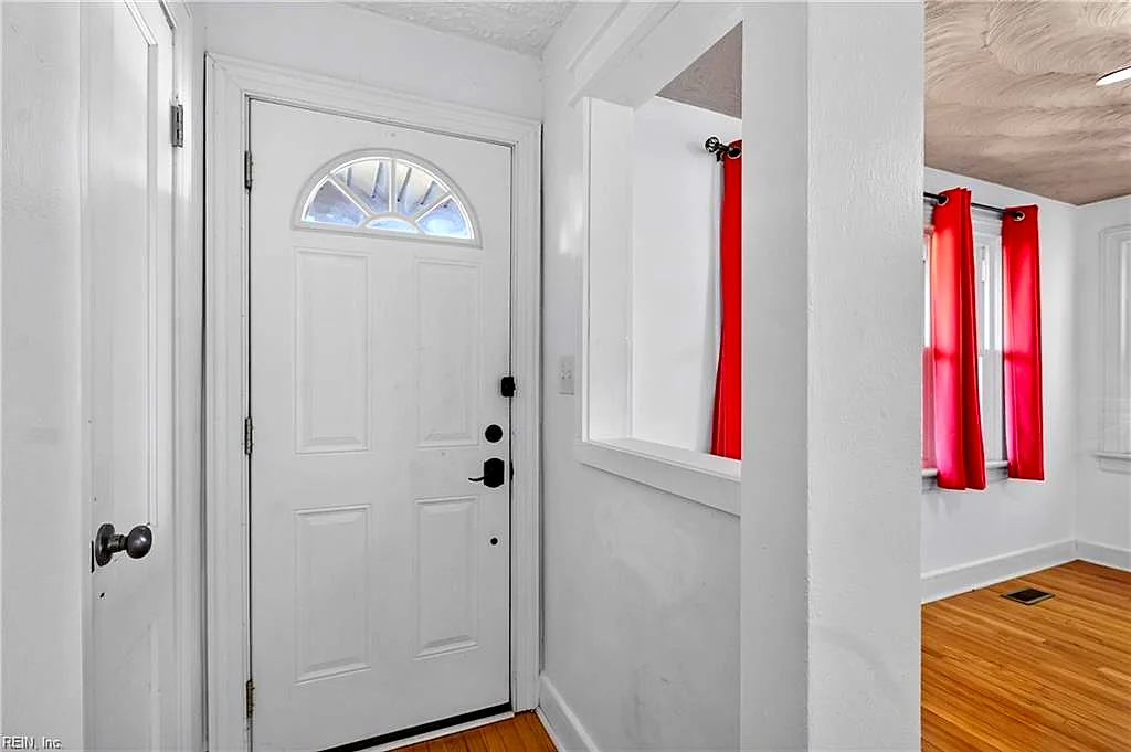 1415 Wool Ave, Portsmouth — photo