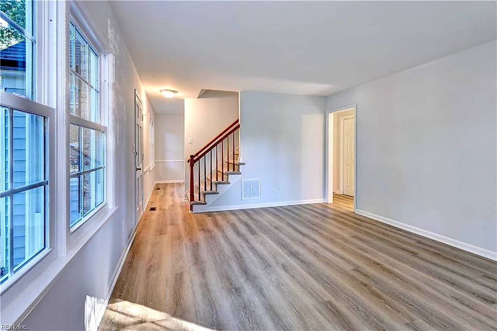 860 Alta Cres #Cres, Newport News — photo