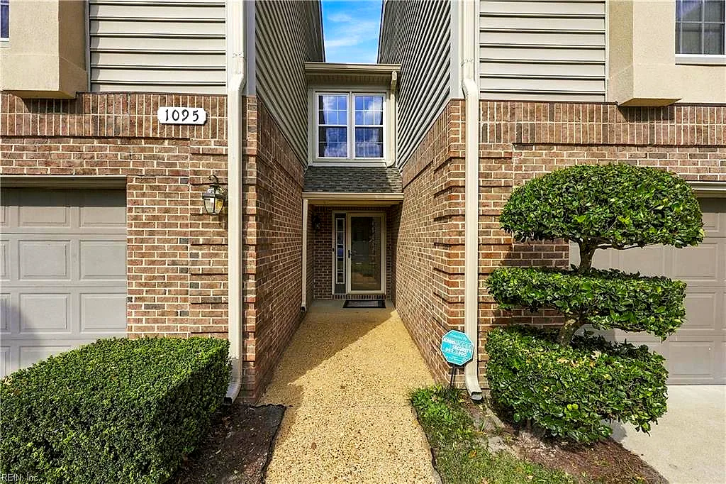 1095 Hanson Way, Virginia Beach — photo