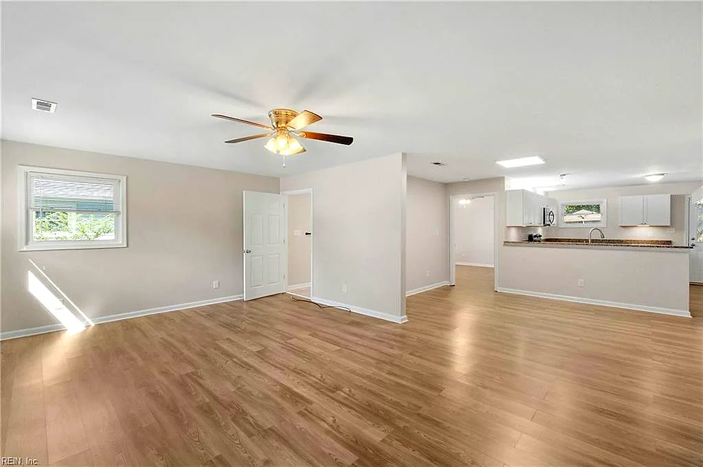 2420 Kennon Ave, Norfolk — photo