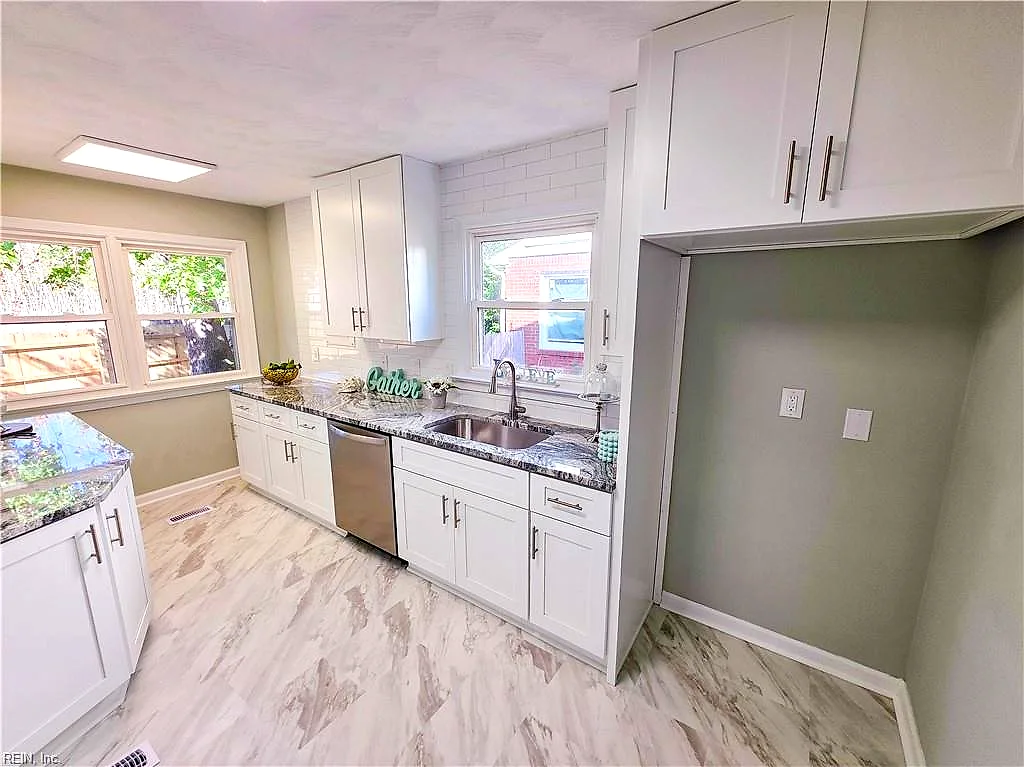 8321 Old Ocean View Rd, Norfolk — photo