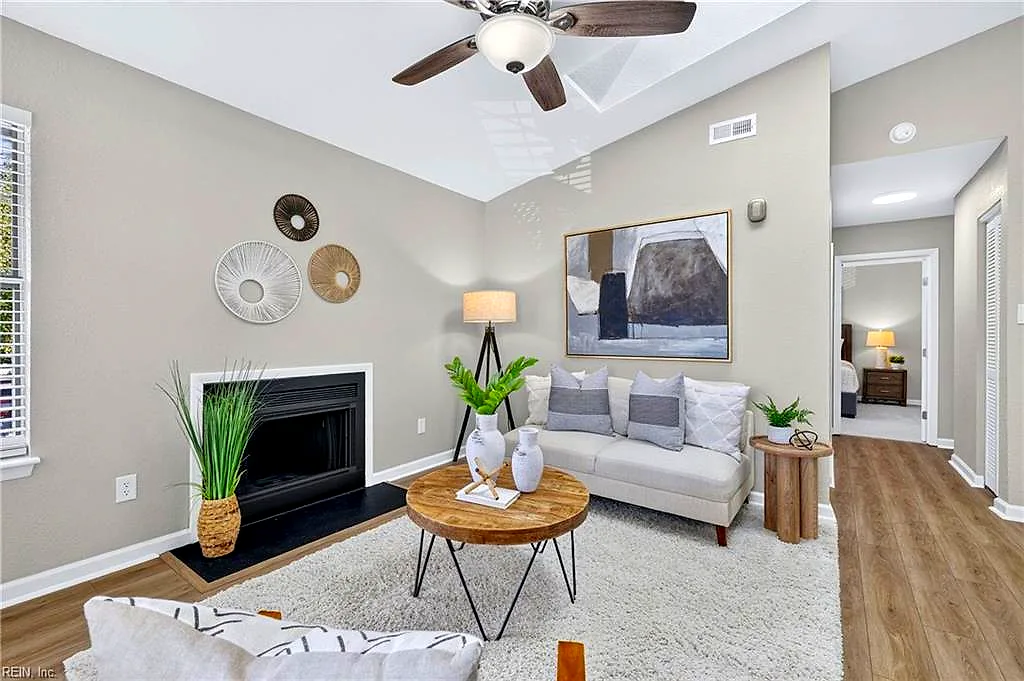 4158 Thalia Station Cir, Virginia Beach — photo