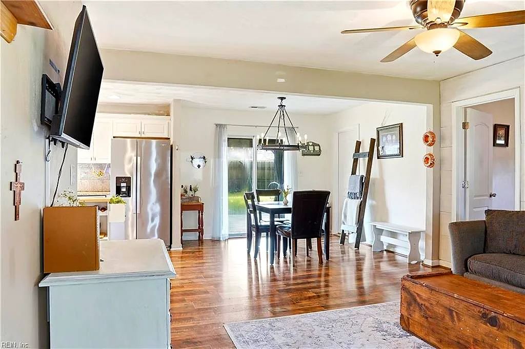 1108 Sword Dr, Chesapeake — photo